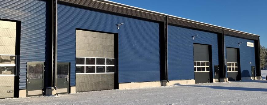 Julkisivu kuva uudesta hallista 